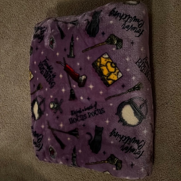 Disney Bedding Hocus Pocus Blanket Poshmark